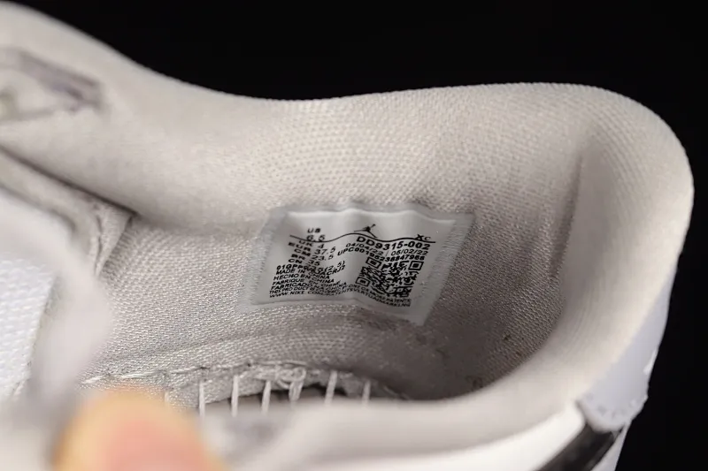 All categories Air Jordan Jordan series basketball shoes Air Jordan 1 Low Z version Air Jordan 1 Low Golf AJ1 Joe 1 new golf version Little Dior color DD9315-002